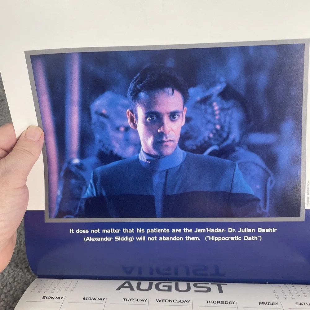 Star Trek : Deep Space Nine 1997 Calendar (Works For 2025) Open/unused
